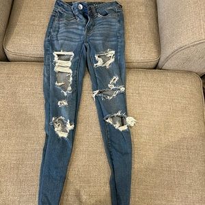 American eagle ripped skinny jeans size 000 short